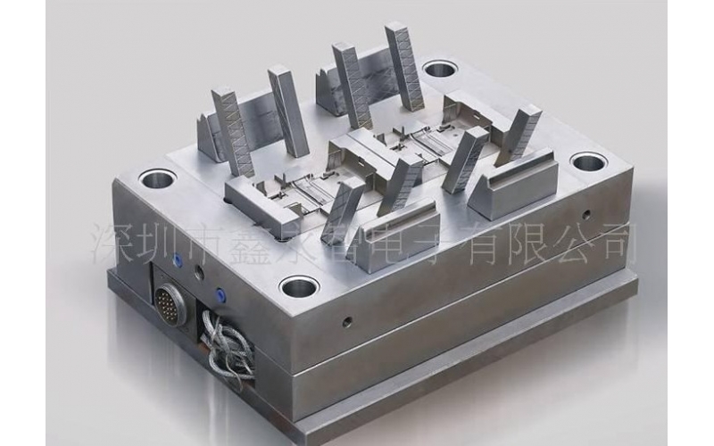 買設(shè)備還是買房？深圳市模具廠的困境